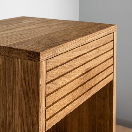yöpöytä, modern nightstand, wooden nightstand, oak nightstand, wooden bedside table