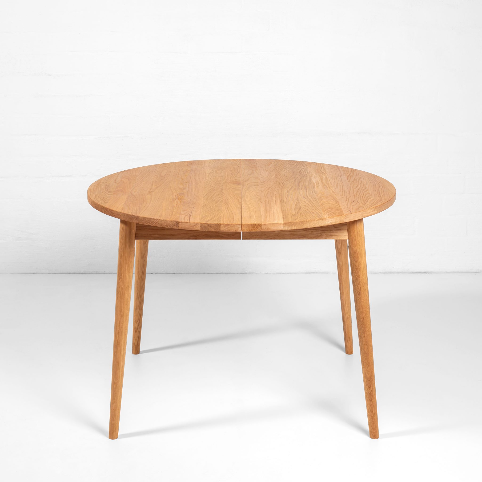 BO Esstisch aus massiver Eiche Ø 90 cm + Verlängerung – Skandinavisches Design trifft Funktionalität – Bild 3