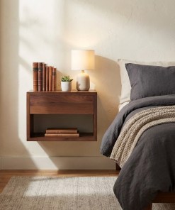 Wand-Nachttisch/Regal Hugo aus Nussbaum mit Schublade | Woodek Design