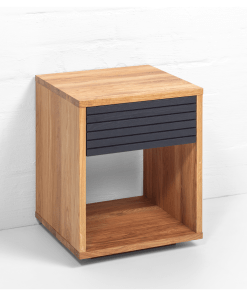 Nachttisch „Emma“ mit USB-Anschluss und schwarzer Schublade – Eiche | WOODEK DESIGN