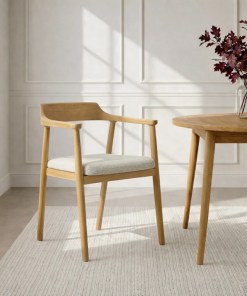 Bergen Esszimmerstuhl – skandinavische Harmonie aus Eiche und Cloud Beige | Woodek Design